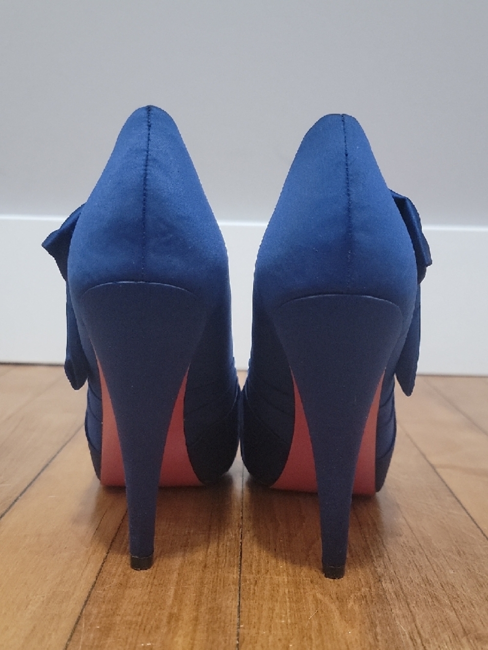 Paris Hilton Royal Blue Peep-Toe Bow Heels Sz 7.5 - Picture 4 of 9